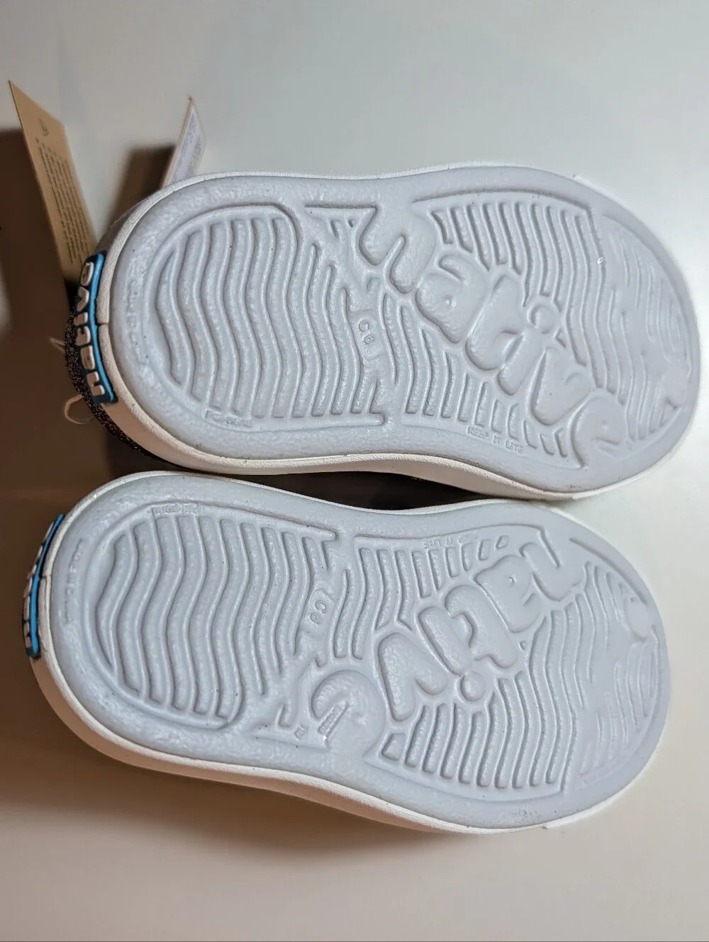 Native Kids Jefferson Bling Glitter Slip-On Shoes Child Size 6 NWT